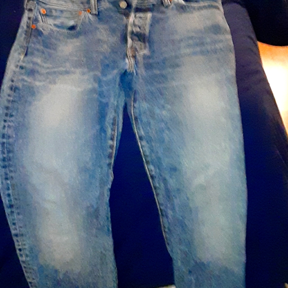 Levi's! Acid wash cool color